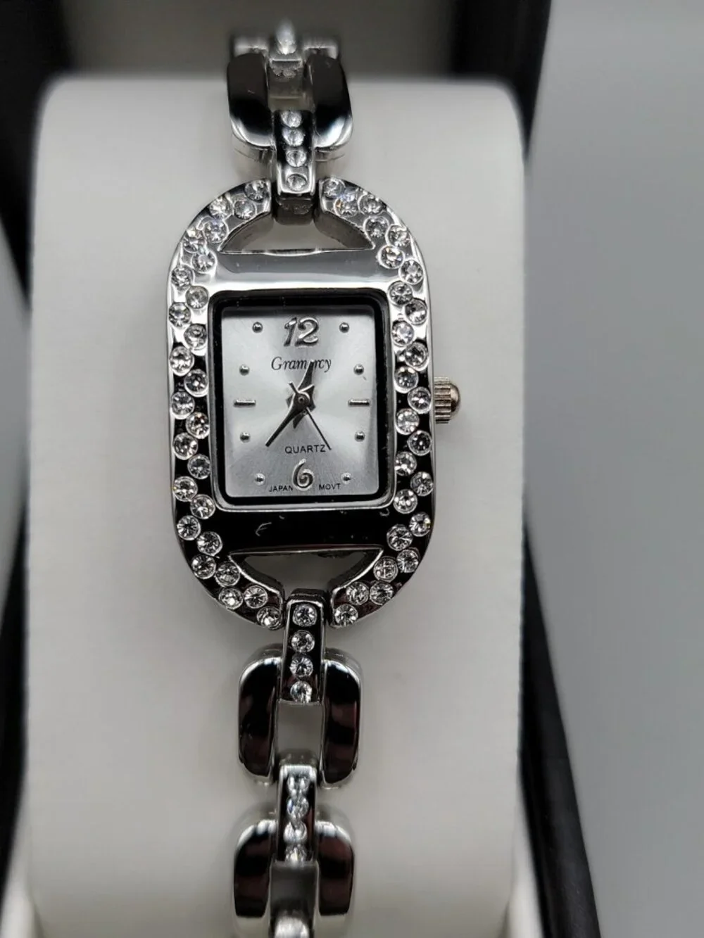 Gramercy Rhinestone Bezel Ladies Bracelet Quartz Watch 20mm 7.5